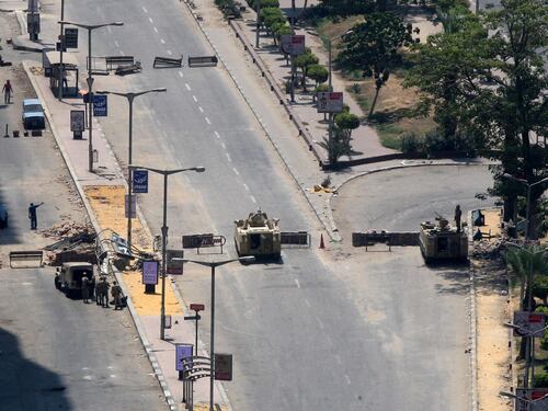 Egitto, Tahrir guardata a vista dall'esercito