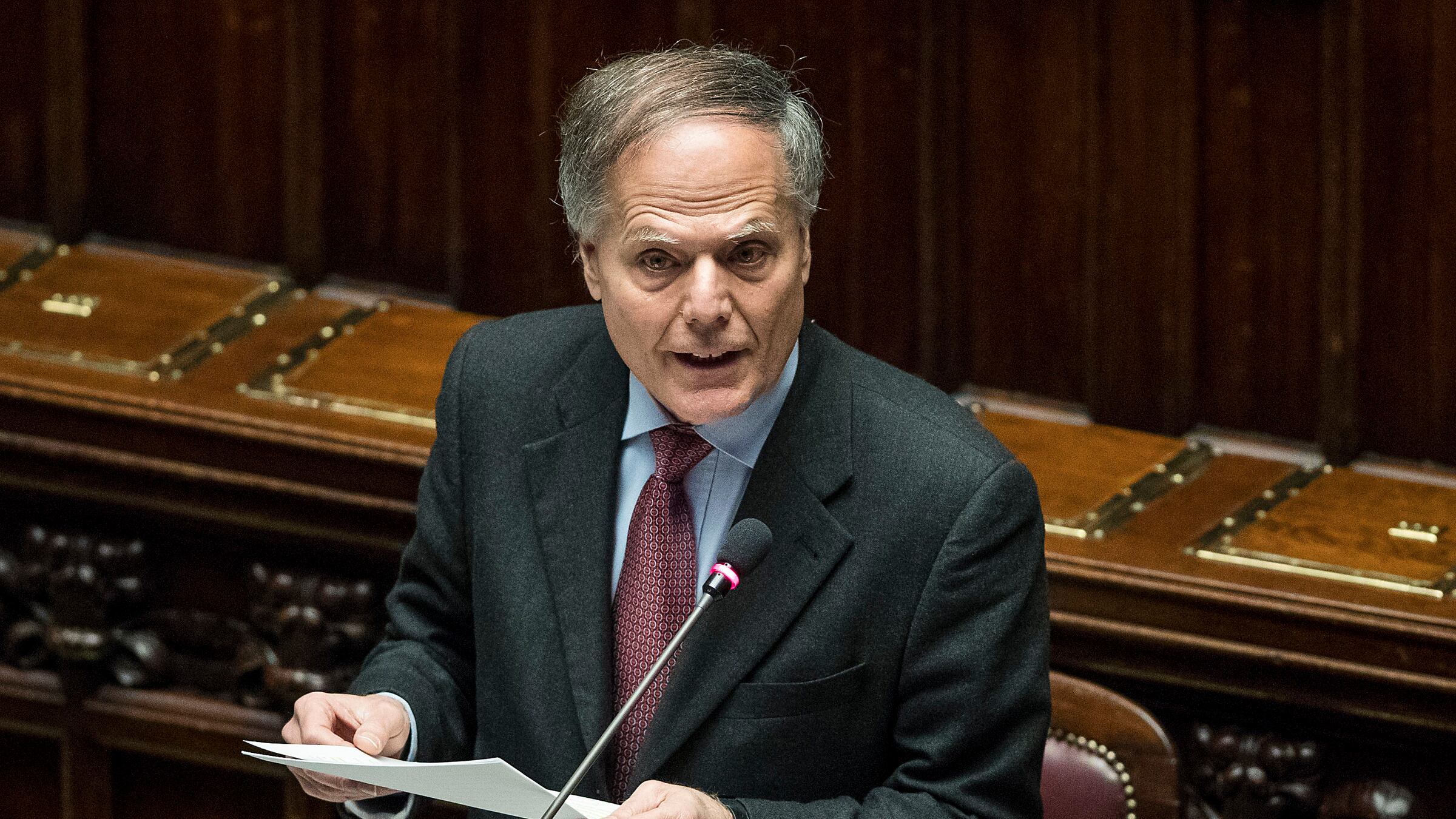 Anche Moavero in campo per bocciare i minibot