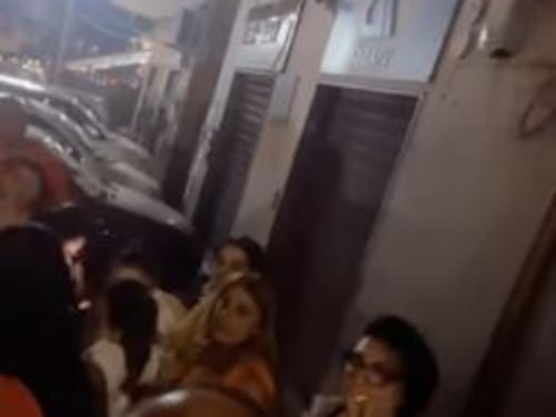 Viaggi pagati ma restano a casa. L'agenzia accusata di truffa