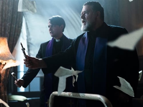 “L’esorcista del Papa”, con Russel Crowe il terrore diventa assai bislacco