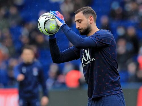 In panchina e fischiato: che fine ha fatto Donnarumma