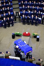 Così l'Europa dice addio a Helmut Kohl, uno dei suoi padri fondatori 10