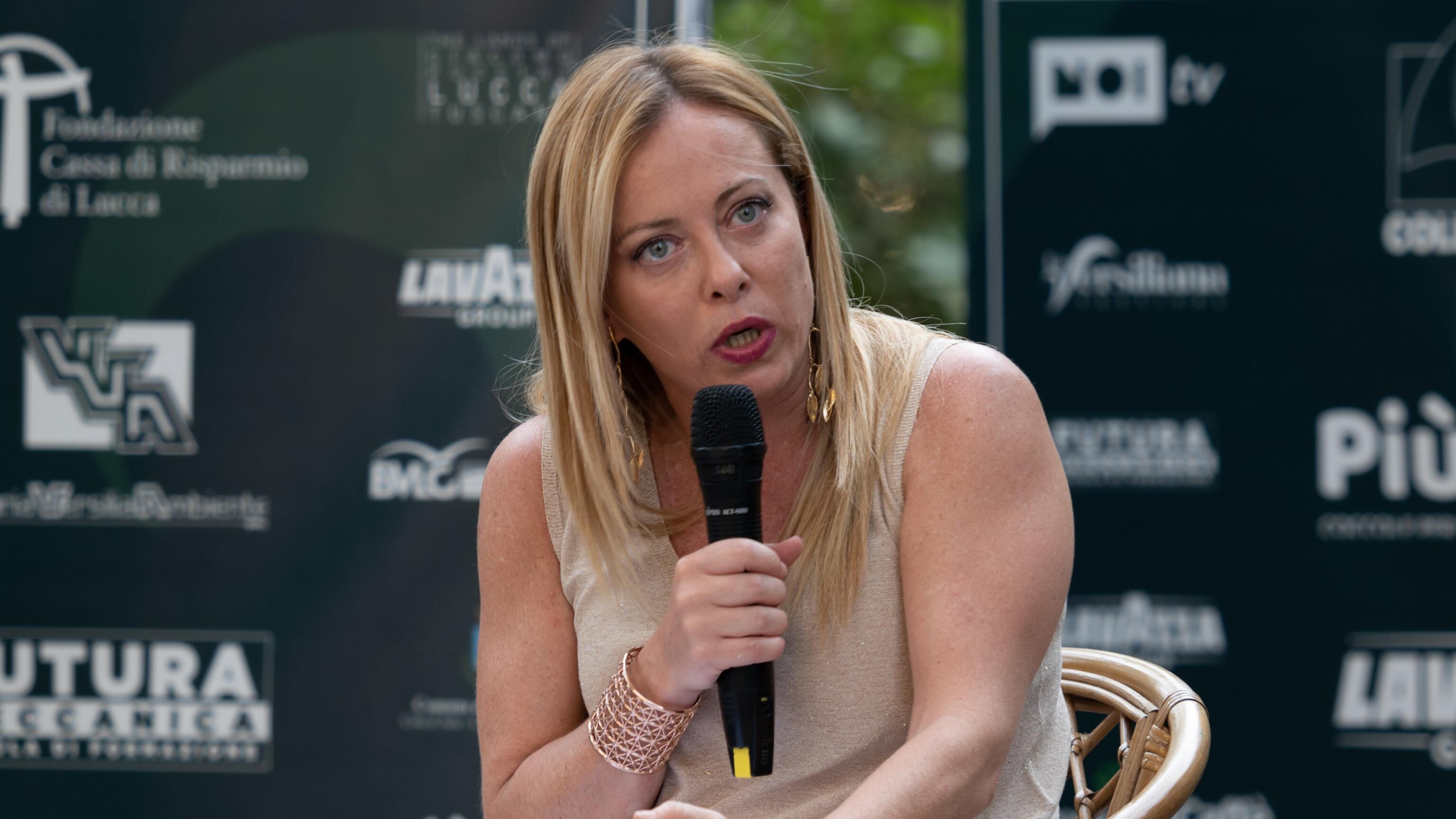 Meloni e l'ipocrisia del "sistema donne"