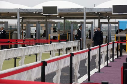 Expo, degrado all'ingresso di Cascina Merlata 8