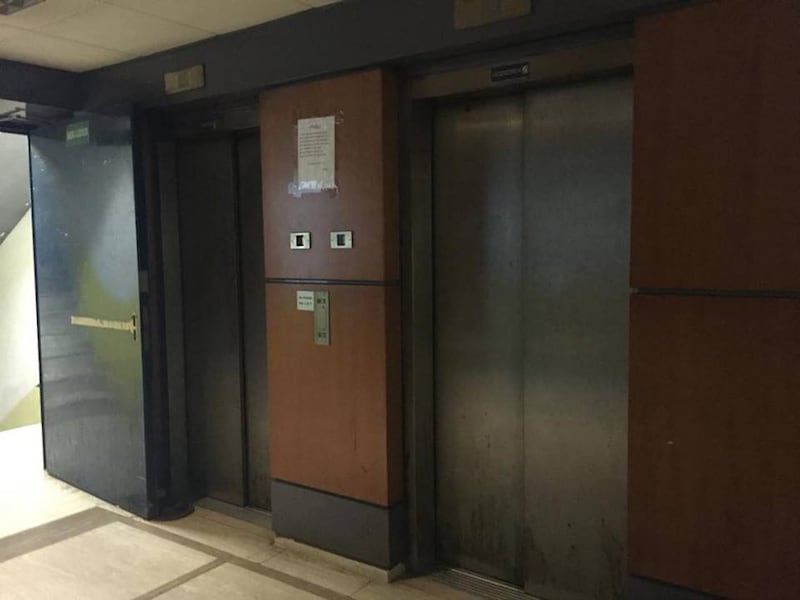 Il palazzo occupato dai nordafricani tra illegalità e scabbia 17