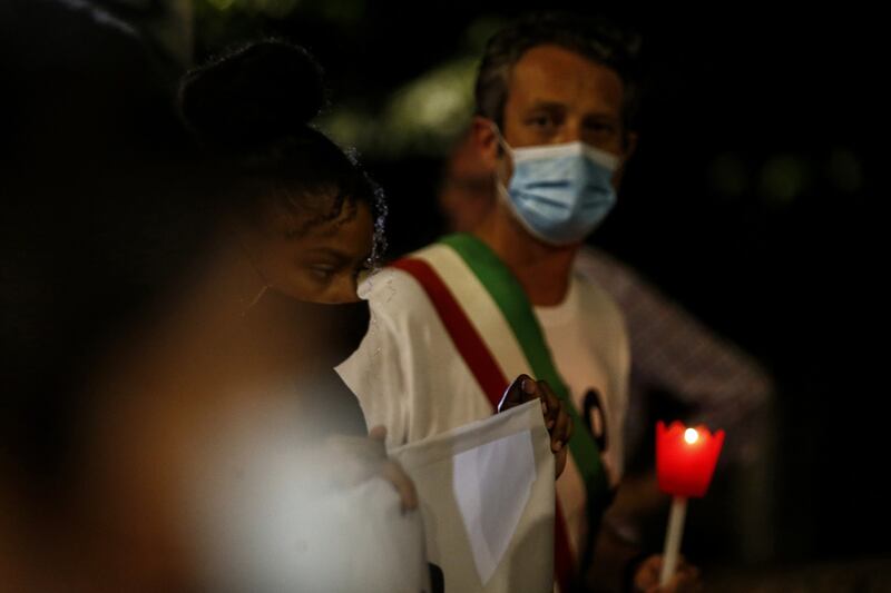 Fiaccolata in ricordo di Willy Monteiro: "Rabbia e vendetta non appartengono a questa comunità" 6