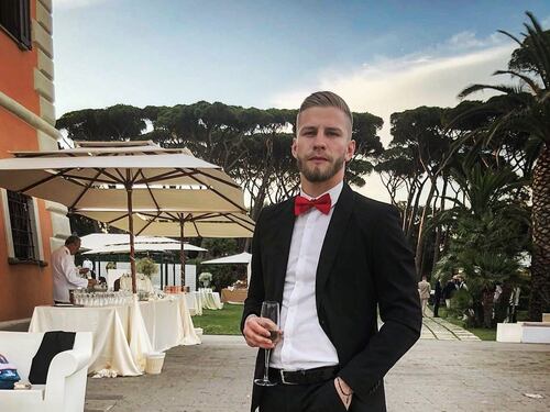 La lite, poi la rissa: 26enne ammazzato a coltellate ad Anzio