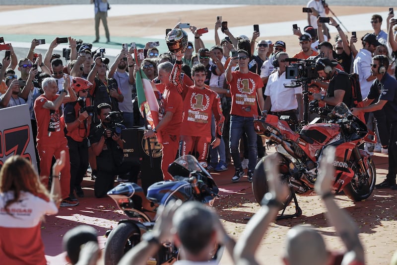 Il trionfo mondiale di Pecco 10