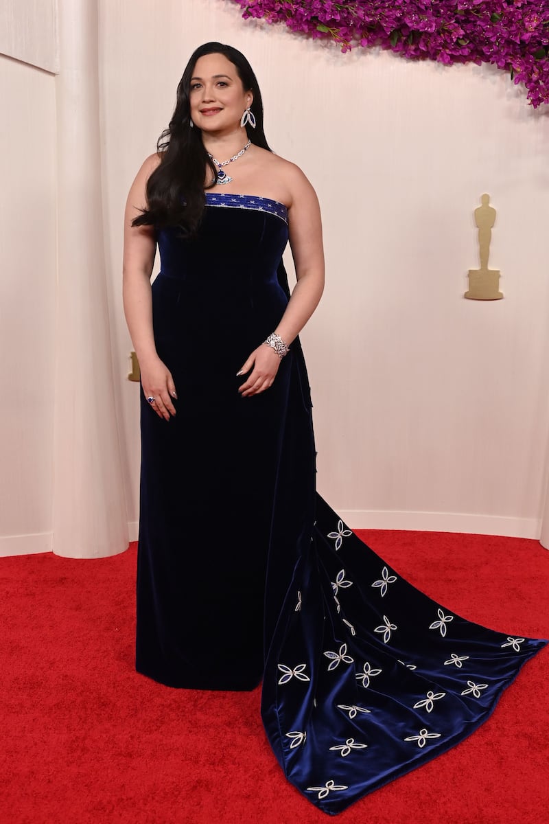 Oscar 2024: ecco i look delle star sul red carpet 1