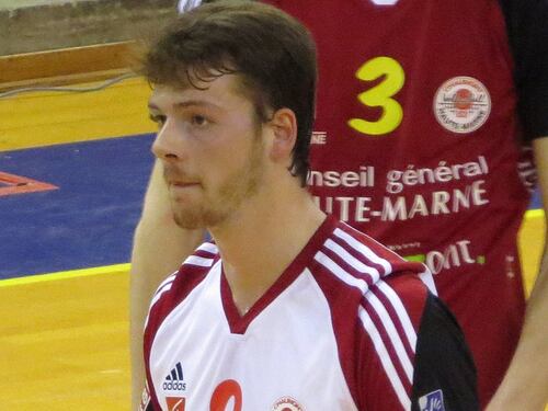 Vince il campionato di pallavolo ed entra in convento: la svolta del capitano Ludovic Duée