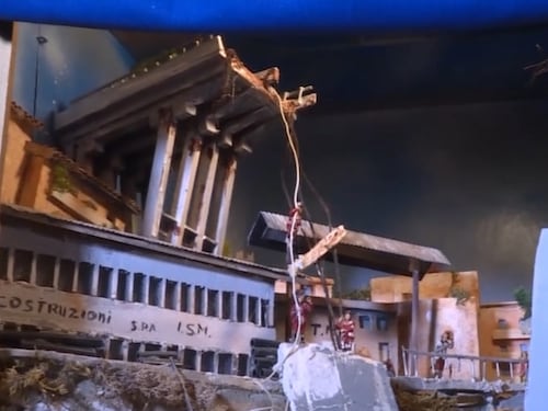 Il presepe col crollo del Morandi: è polemica