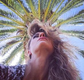 Martina Colombari sexy al mare 1