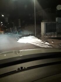 Schiuma bianca dai tombini di Acerra 3