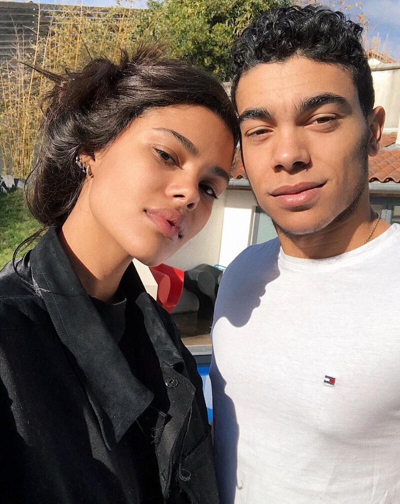 Tina Kunakey, sexy compagna di Vincent Cassel 9