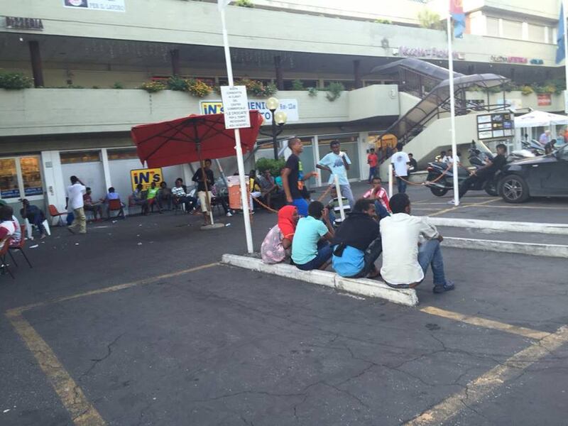 I migranti del Baobab e il degrado di via Cupa 21
