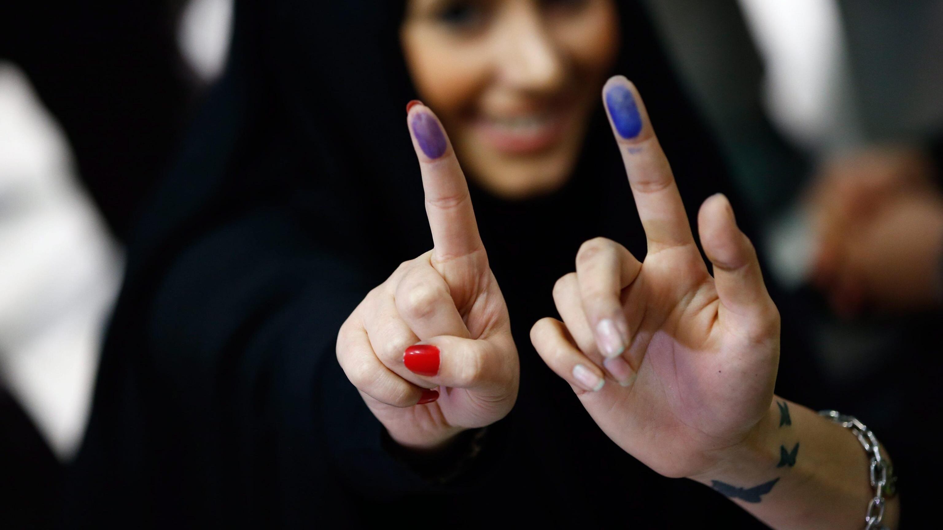 Iran, elettori in fila. Ma la democrazia resta una chimera