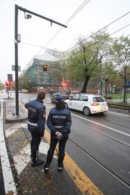 Guardia giurata si spara credendo di aver ucciso un motociclista 6