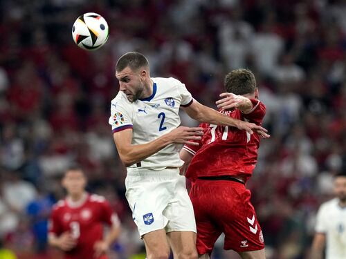 Calciomercato, tra colpi e sogni: il Milan accoglie Pavlovic, giallo sullo scambio Osimhen-Lukaku