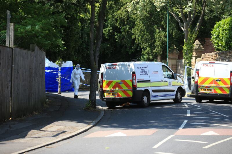 Orrore a Nottingham, tre persone accoltellate a morte: le immagini  14