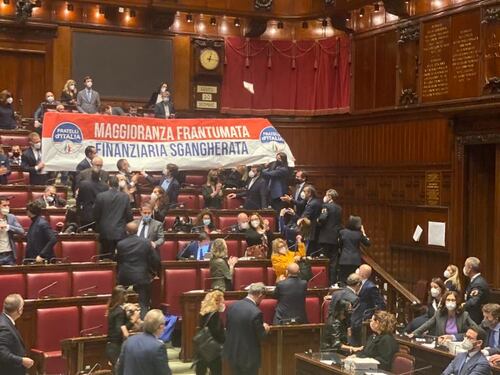 "Monocameralismo di fatto". E FdI scrive a Mattarella