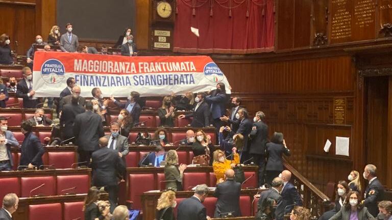 "Monocameralismo di fatto". E FdI scrive a Mattarella