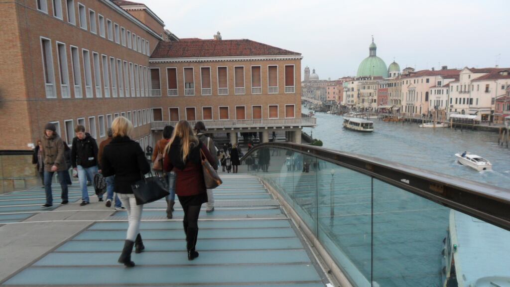 Calatrava, il ponte maledetto: contro il Comune 5mila querele