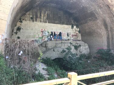 Cloaca Massima, il monumento abbandonato è diventato un rifugio per i senzatetto 1