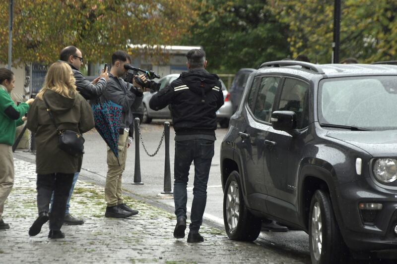Omicidio Costa Volpino (Bergamo), l'intervento dei carabinieri sul luogo del crimine 6