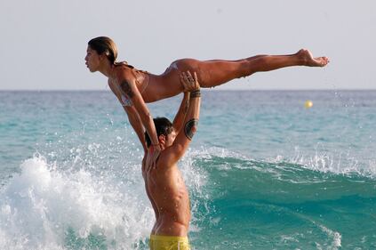 Belen Rodriguez e Stefano De Martino a Formentera 8