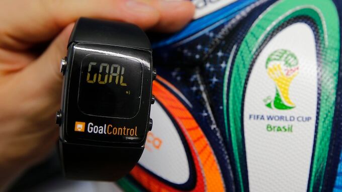 Mondiali: addio ai gol fantasma, la FIFA si affida alla tecnologia