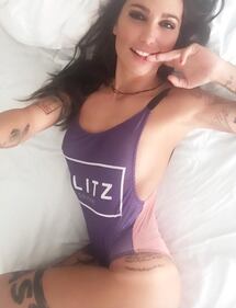 Siria De Fazio sexy nel photoshooting intimo 27