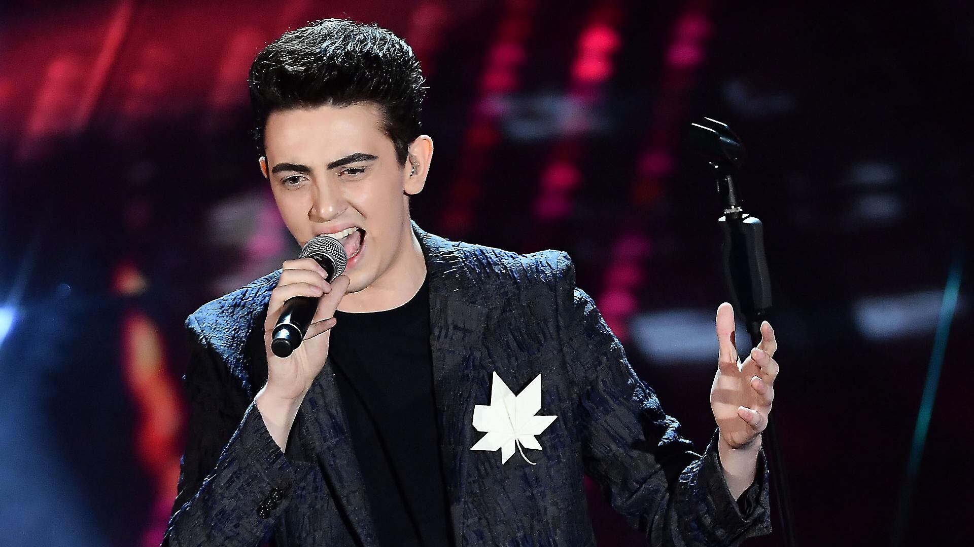 Svolta sul caso Michele Bravi. Il cantante chiede di patteggiare