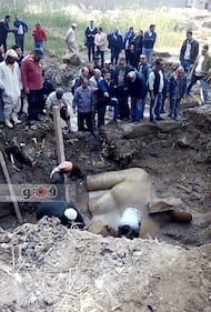 Il Cairo, trovata grande statua di Ramses II 5