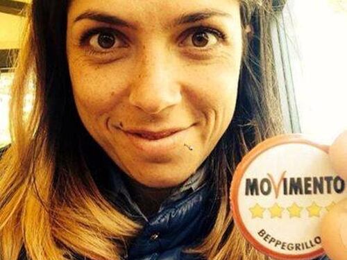 Da Lega al M5S e ritorno: un'ex grillina nella giunta del sindaco leghista a Massa