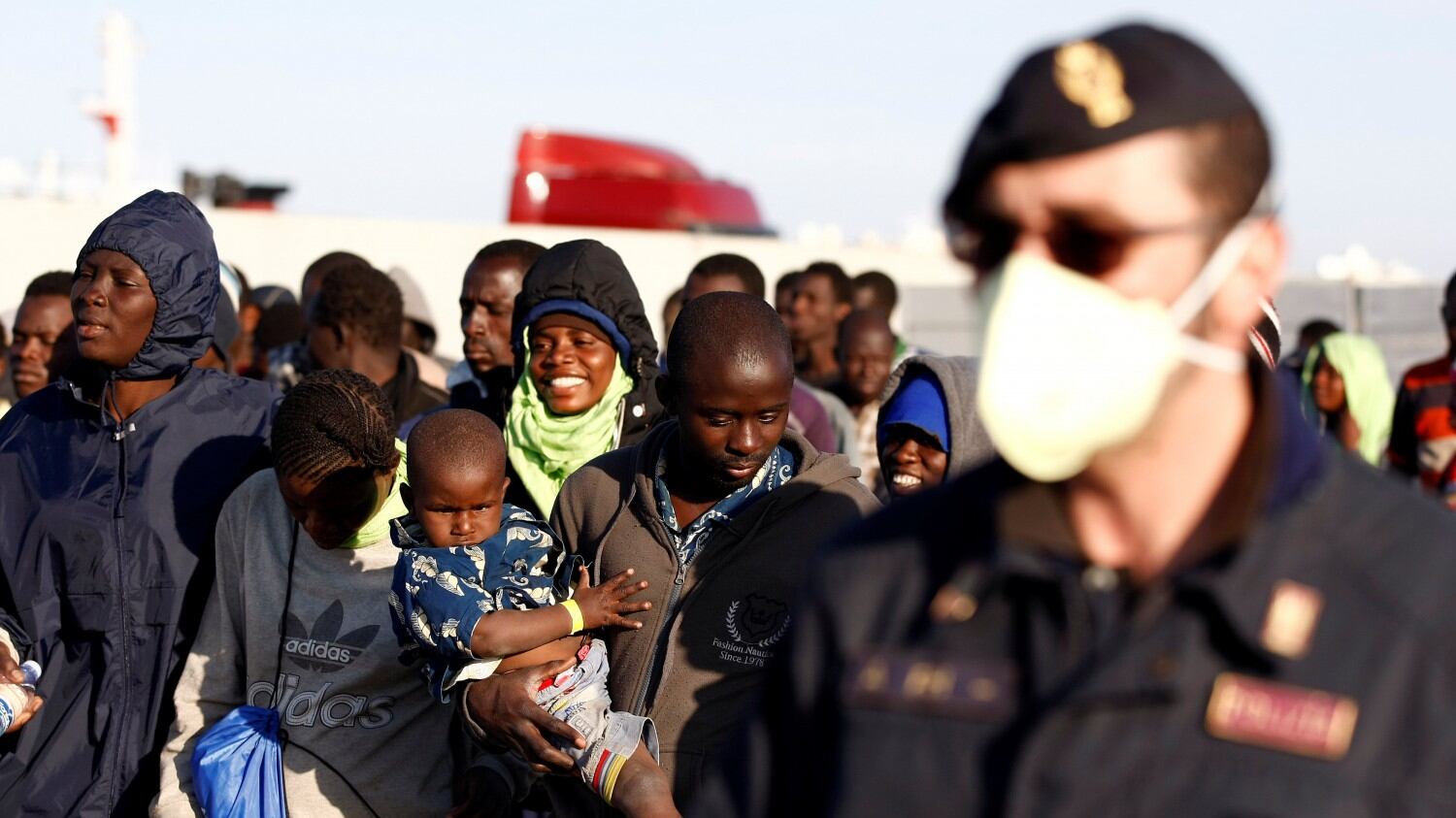 Udine, 200 migranti in ospedale per far visita al compagno ricoverato