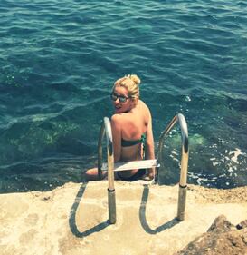 Alessia Marcuzzi, tenerezze col marito 14