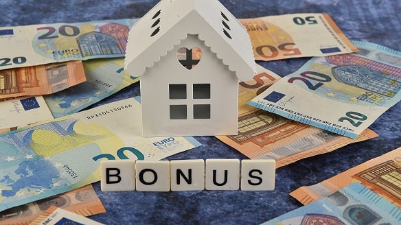 Truffa bonus casa, Poste Italiane invia gli avvisi: cosa fare se si riceve la lettera