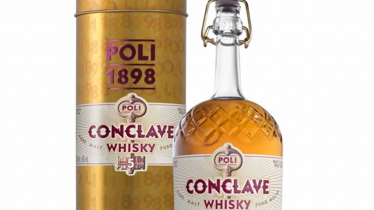Poli Conclave, fumata bianca per il whisky