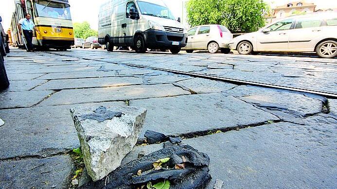 Patto bipartisan per eliminare il pavè E residenti sulle strisce blu in due zone