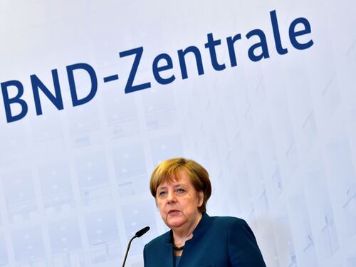 Fallimento Merkel sui migranti: metà dei detenuti sono stranieri