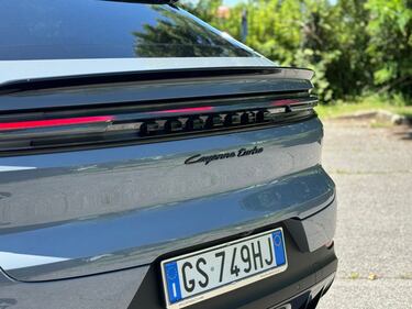 Porsche Cayenne Coupè GT: il video in pillole del super SUV ibrido da 740 CV 11