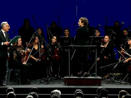 "Donne denigrate". La direttrice d’orchestra Perrotta attacca Bonolis