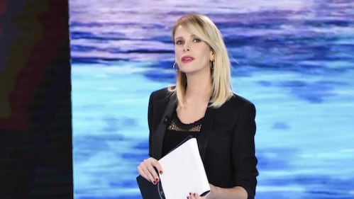 Alessia Marcuzzi sexy conduttrice dell'Isola dei Famosi 2017 15
