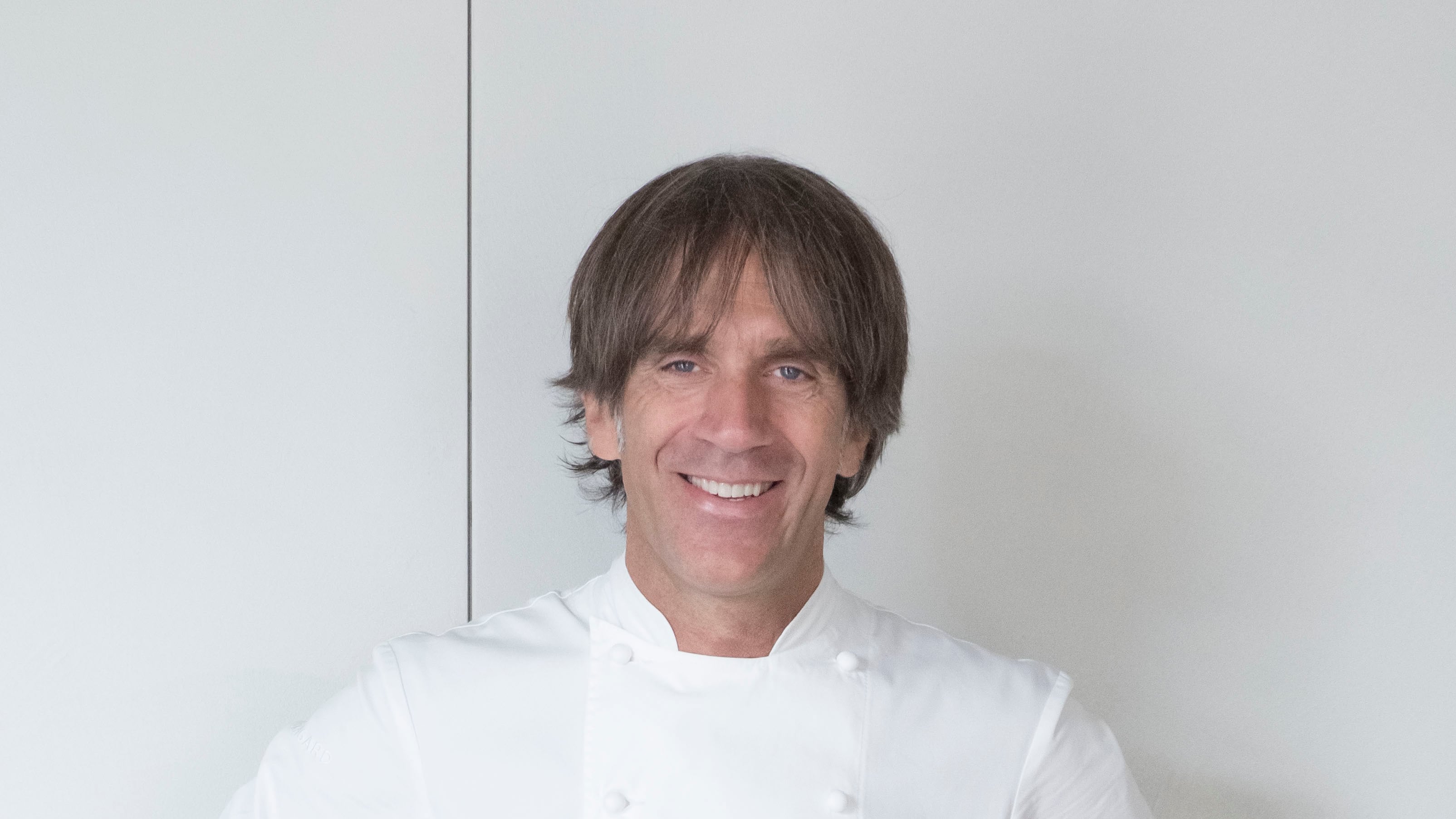Lo chef sostenibile Davide Oldani punta sul territorio