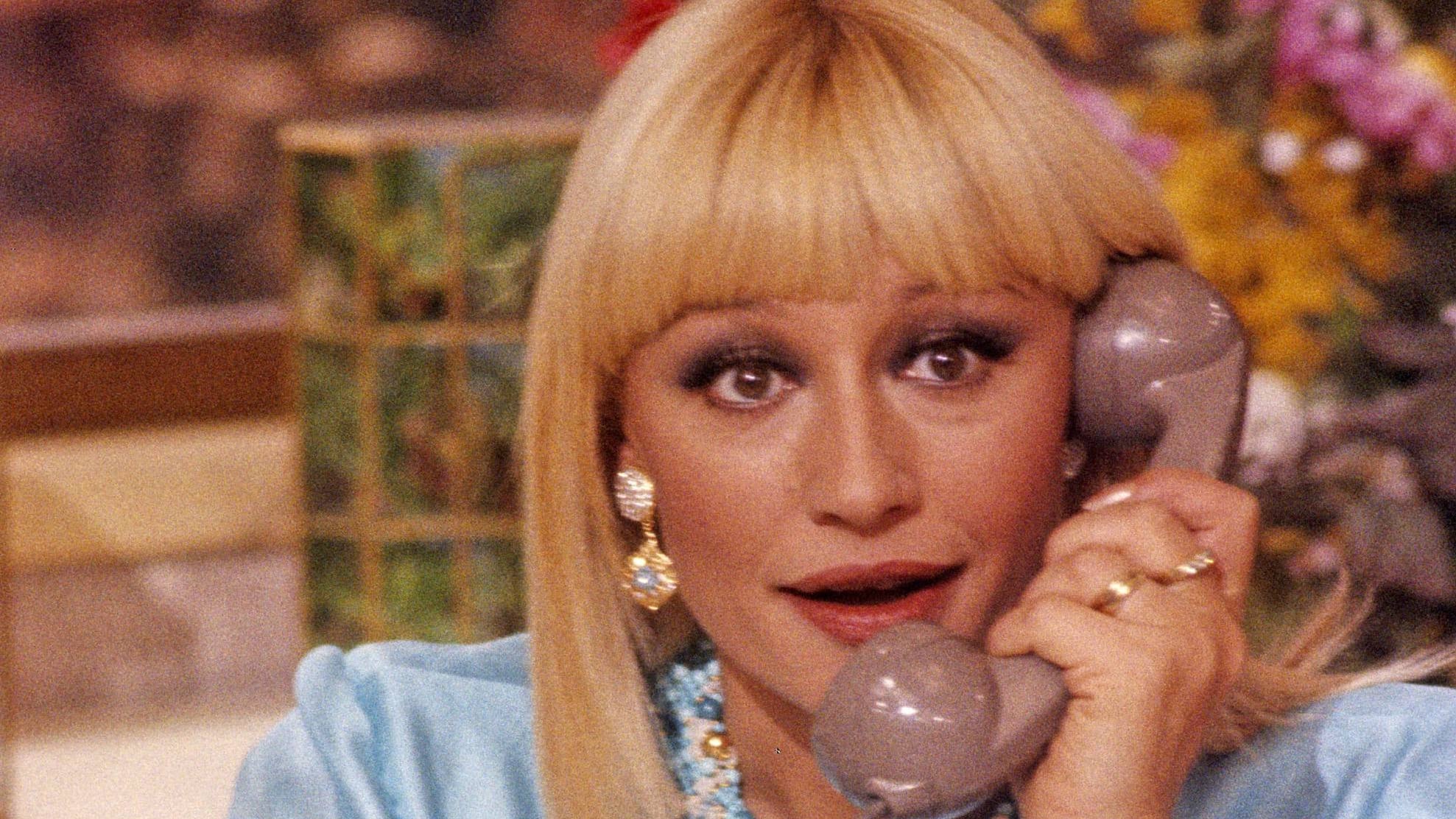 "Raffaella Carrà è morta per un tumore ai polmoni". Il medico fa chiarezza