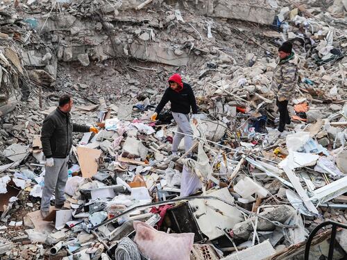 Si aggrava il bilancio del terremoto: quasi 39mila vittime in Turchia e Siria