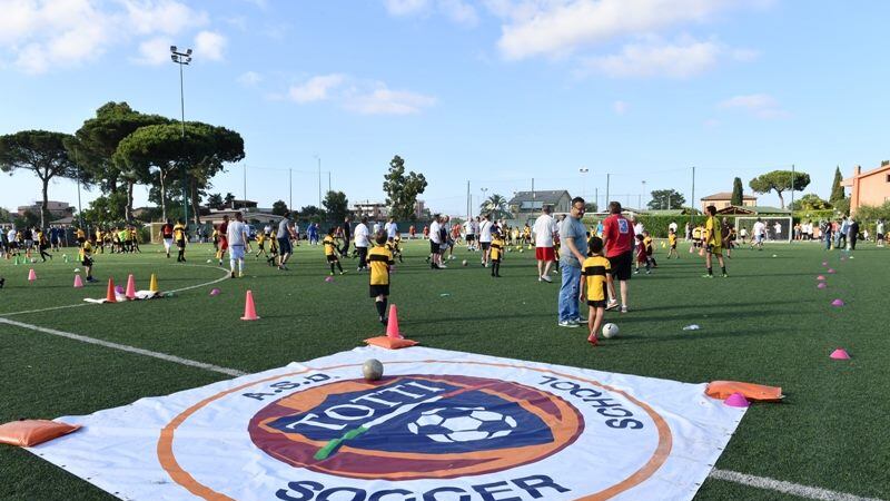 Bullo espulso dalla scuola calcio di Totti. La Figc: "Va riammesso"