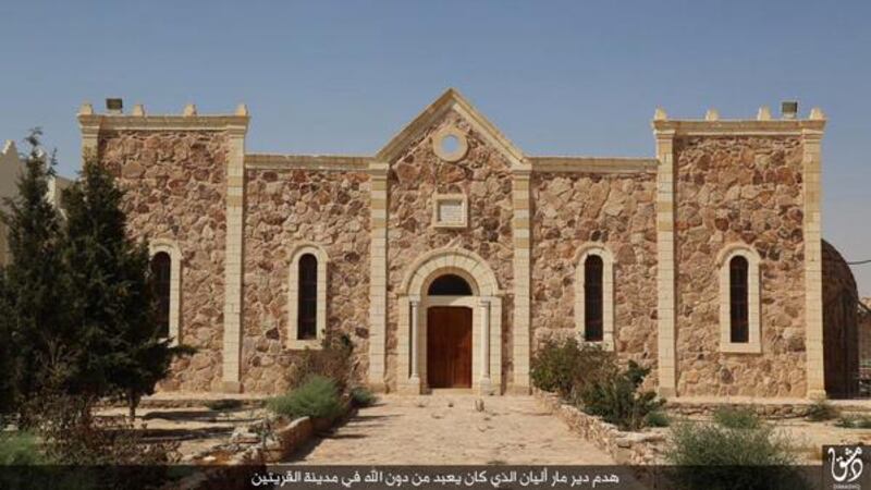 Siria, l'Isis distrugge il monastero di Mar Elian a Qaryatayn 2