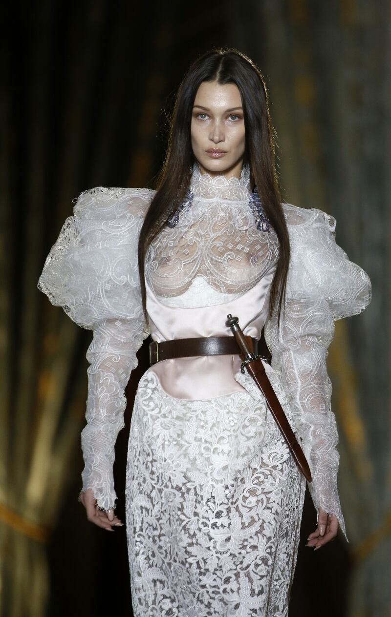 Bella Hadid, foto hot 1