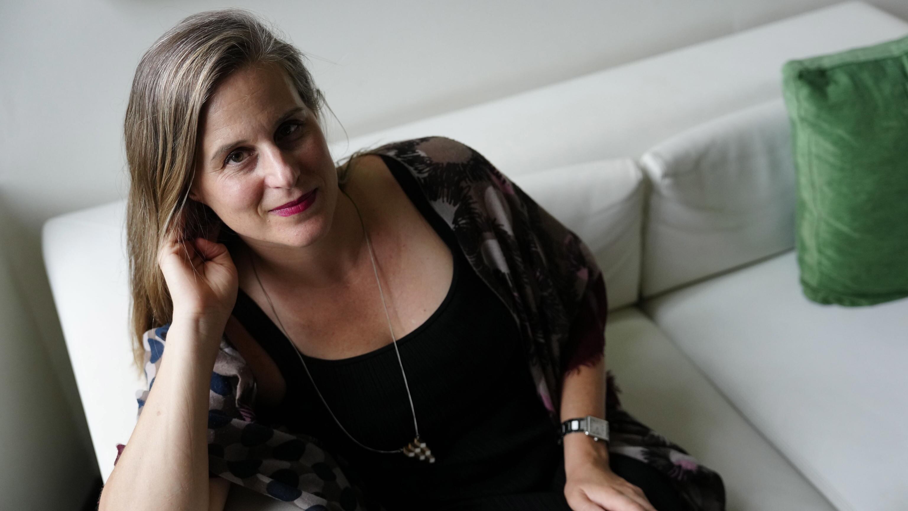 "La mia gigantessa è una donna di potere. Troppo per il mondo"
